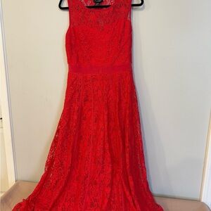 Red Lace Sleeveless Gown